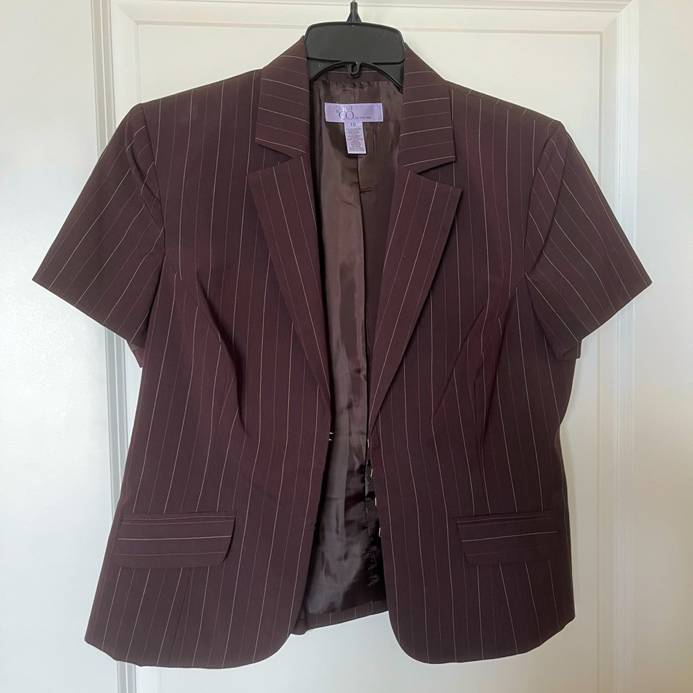 Women’s brown short sleeve jacket - size 10